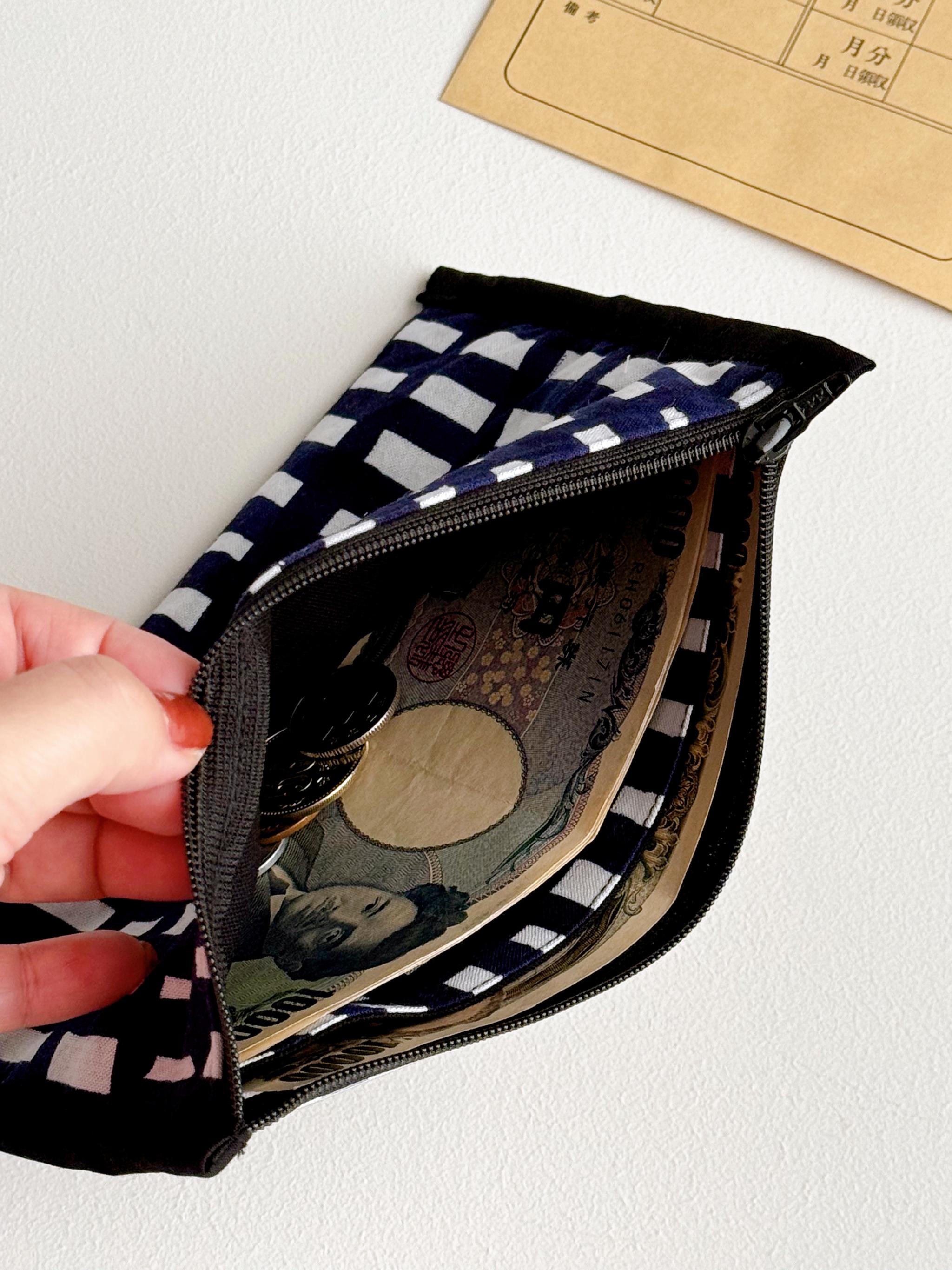 簡単仕分け！お金管理ポーチ♡ ⁡【片面クリアタイプ】sora check white | 6枚目